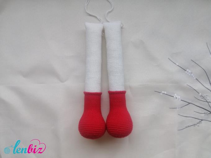 Không có gì khó hiểu khi các mẫu thỏ len cute luôn đốn tim các chị em lenbiz. Tiếp tục hành trình tăng size thú len, hôm nay Lenbiz.vn dành tặng các chị em thêm một chart móc bé thỏ tăng size siêu dễ thương nữa nè! Mẫu thỏ tăng size này nếu móc bằng len nhung sẽ còn to cao hơn nữa, bé tha hồ ôm ngủ luôn.