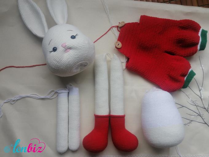 Không có gì khó hiểu khi các mẫu thỏ len cute luôn đốn tim các chị em lenbiz. Tiếp tục hành trình tăng size thú len, hôm nay Lenbiz.vn dành tặng các chị em thêm một chart móc bé thỏ tăng size siêu dễ thương nữa nè! Mẫu thỏ tăng size này nếu móc bằng len nhung sẽ còn to cao hơn nữa, bé tha hồ ôm ngủ luôn.