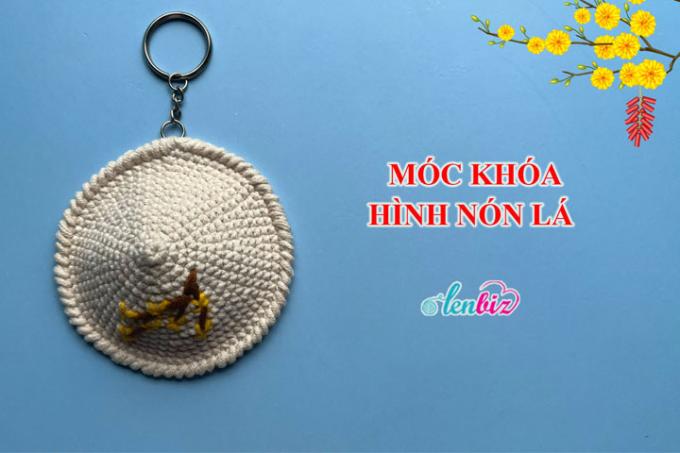 Chart móc khóa hình nón lá bằng len nhỏ xinh dễ làm