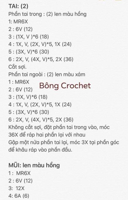 Bé chuột xám bằng len vốn dĩ đã cute, thêm chiếc mũ và khăn quàng đỏ làm em ấy càng đáng yêu hơn. Nếu đã "bồ kết" em ấy ngay từ cái nhìn đầu tiên thì bắt tay vào móc mách thôi nè! Hướng dẫn móc chuột xám cute lạc lối do Bông's Crochet dịch rất chi tiết, dễ hiểu, đảm bảo lên thành phẩm xinh yêu.