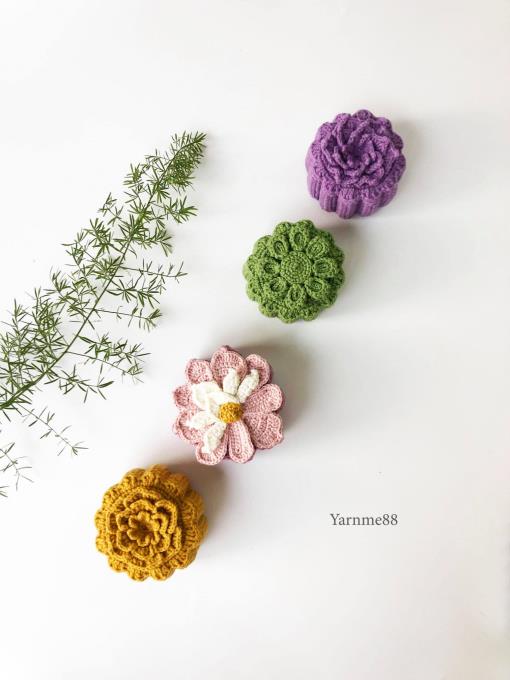 Tết Đoàn viên năm nay, chị em lenbiz được mãn nhãn khi chiêm ngưỡng những chiếc bánh trung thu bằng len handmade đẹp tinh tế do chị Nguyễn Thu Thảo (Yarnme88) thiết kế.