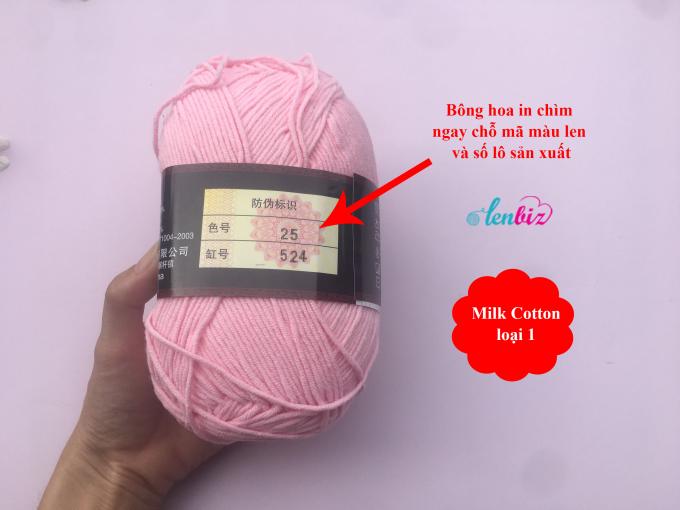 Milk cotton 125gr là dòng len quốc dân được các chị em đan móc ưa chuộng, ngay cả người mới học cũng hay được khuyên mua len này để tập móc. Trên thị trường hiện có 2 loại len milk có mẫu mã na ná nhau nên khiến nhiều chị em hoang mang không biết mình có mua phải hàng giả hàng nhái không. Bài viết này Lenbiz.vn sẽ giúp bạn phân biệt len milk cotton 125gr loại 1 và loại 2 để tránh mua nhầm.
